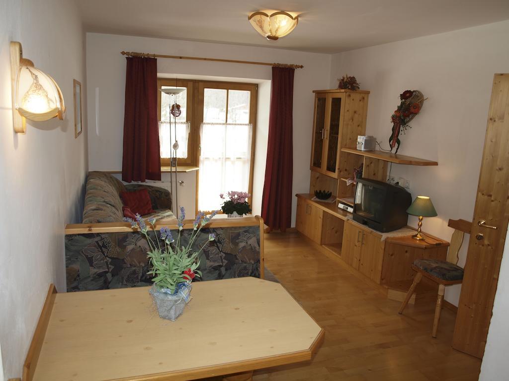 Ferienwohnung Urblhof Leutasch Zimmer foto